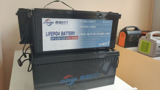 kopen 12.8V 200Ah loodzuurvervangend Lithium Golfkartenbatterijen Herewin Ip65 online vervaardiging